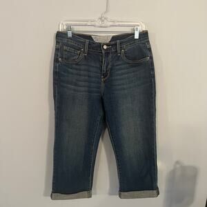 Levi's Rolled Cuff Jean Capris Women's Size 6 Medium Wash Cotton & Elastane